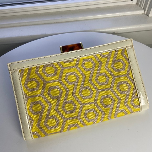 Nine West Clutch - Picture 3 of 5